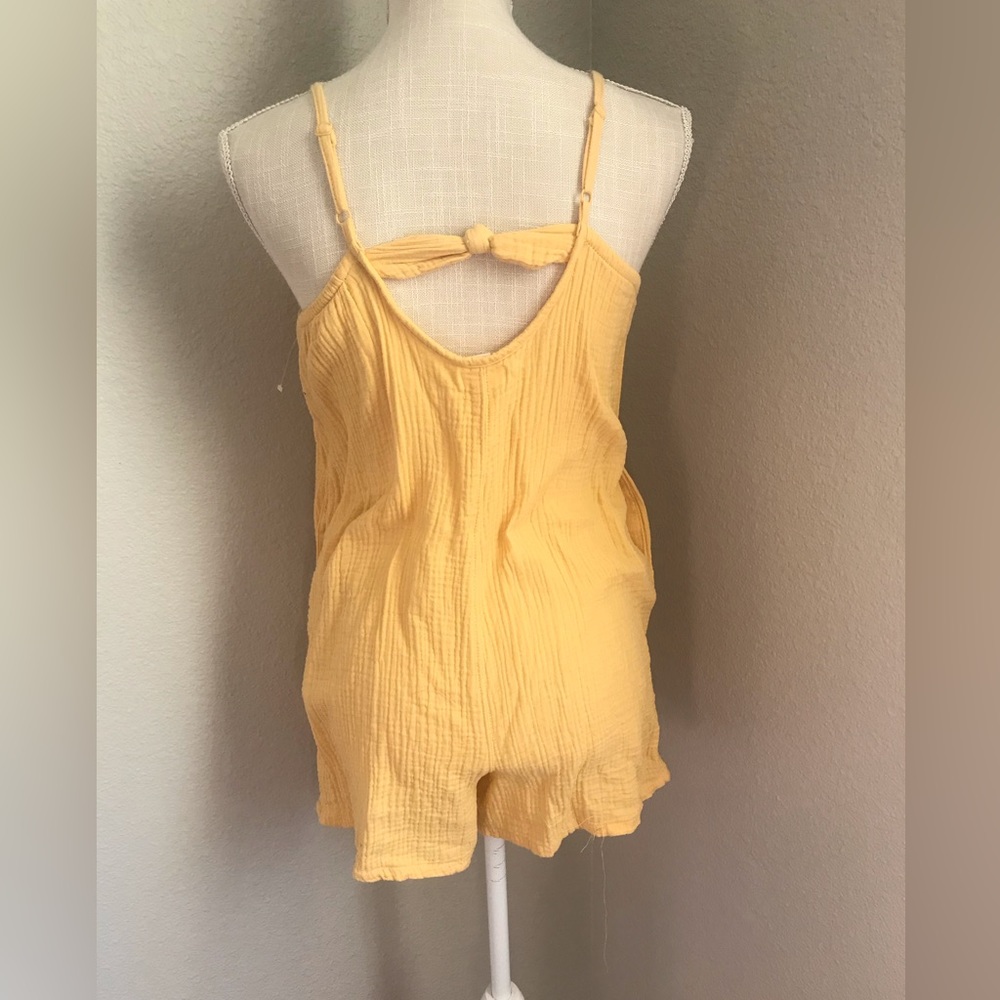 Romper - Picture 2 of 3